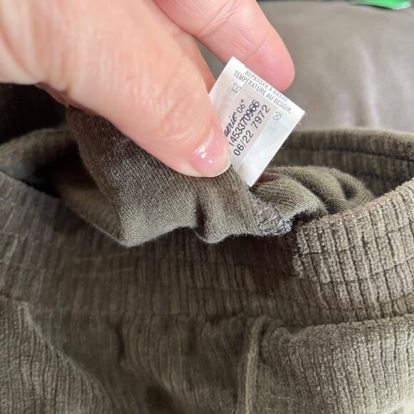 Aerie Groove ON Velour High Waisted Flare Pant Pull ON Ribbed Army Green Size S - Picture 8 of 10